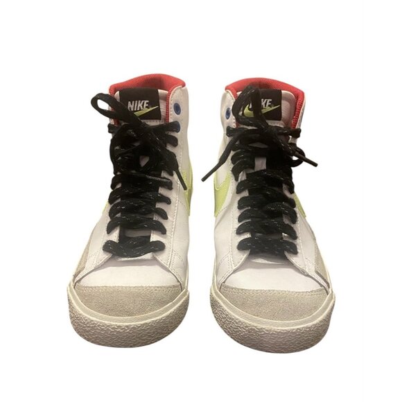 Nike Blazer Mid 77 Youth Size 6.5Y White/Hyper Royal Volt/Hibiscus DV2234-100 - Picture 2 of 8